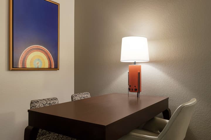 Embassy Suites by Hilton Orlando Lake Buena Vista South