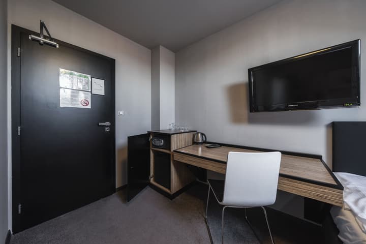 Hotel Noir