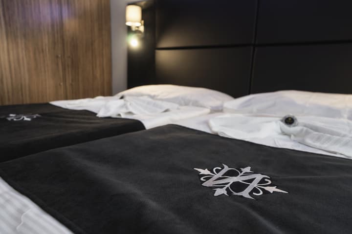 Hotel Noir