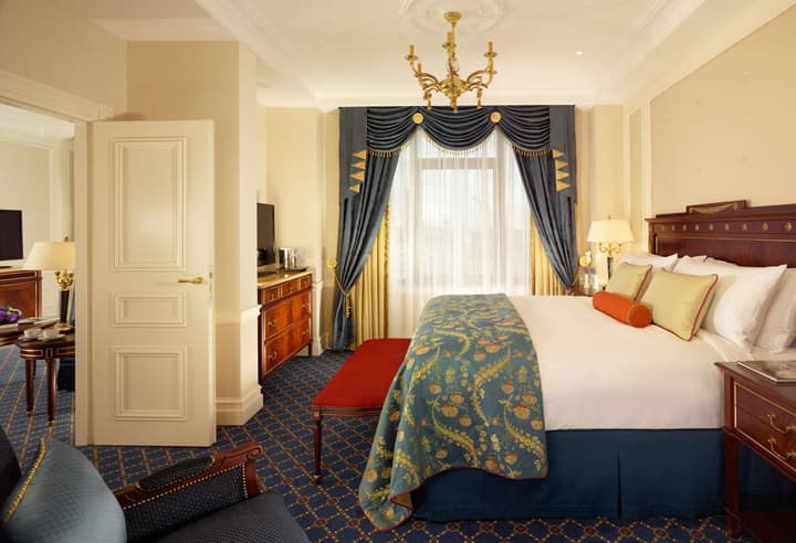 Fairmont Grand Hotel Kyiv