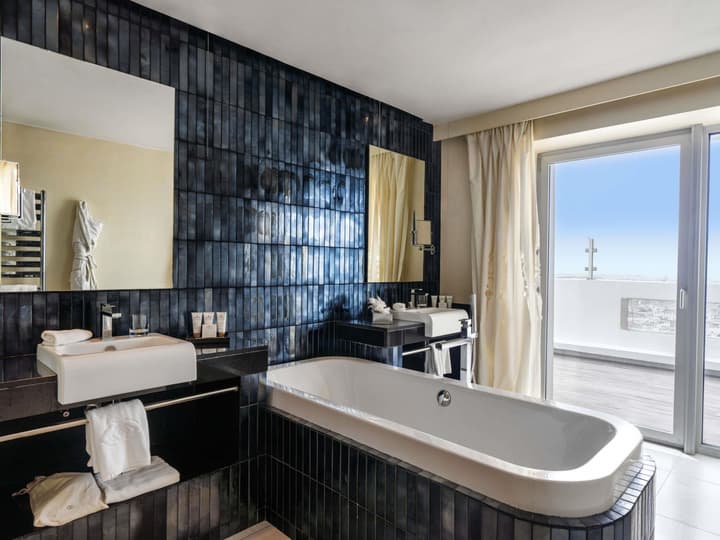Sofitel Casablanca Tour blanche
