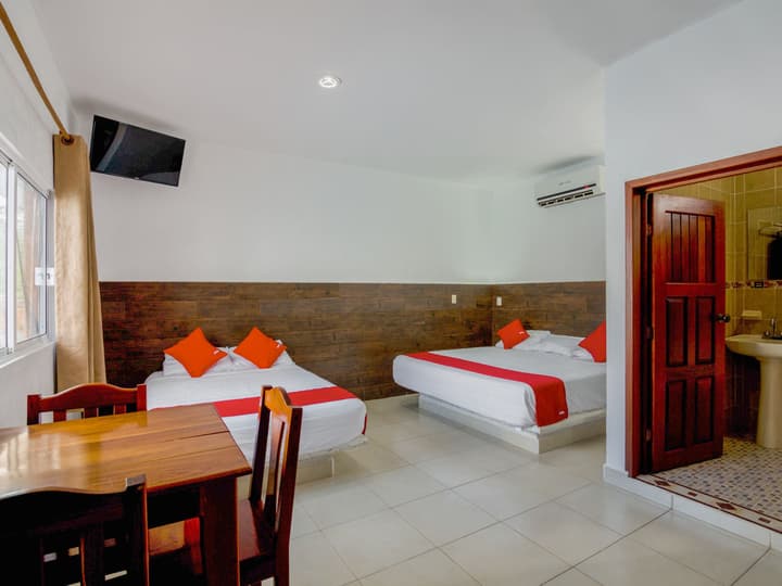 OYO Hotel Palma Real
