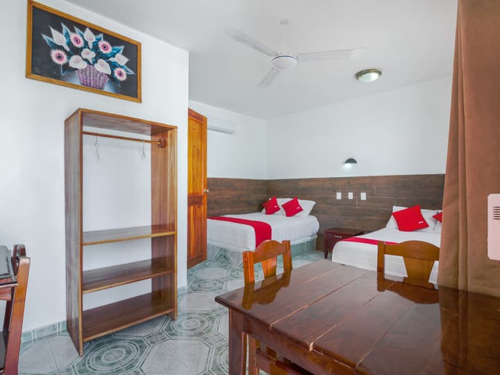 OYO Hotel Palma Real