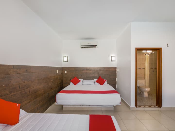 OYO Hotel Palma Real