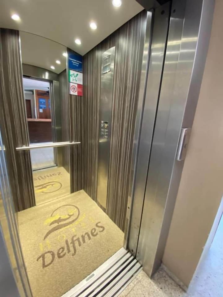 Hotel Delfines