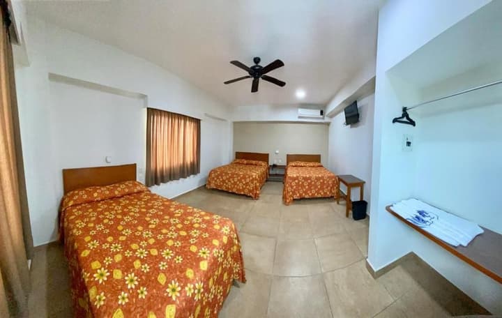 Hotel Delfines