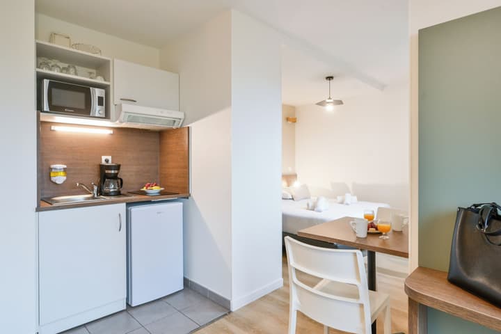 Comfort Aparthotel Versailles Saint Cyr l'Ecole