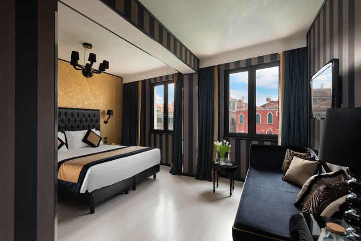 Carnival Palace Hotel