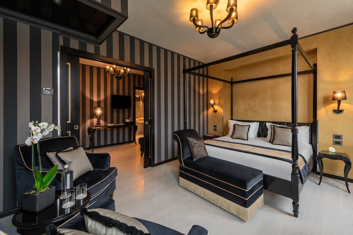Carnival Palace Hotel