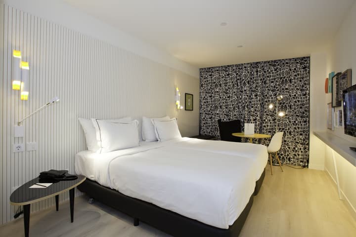 Hotel Vincci Bit