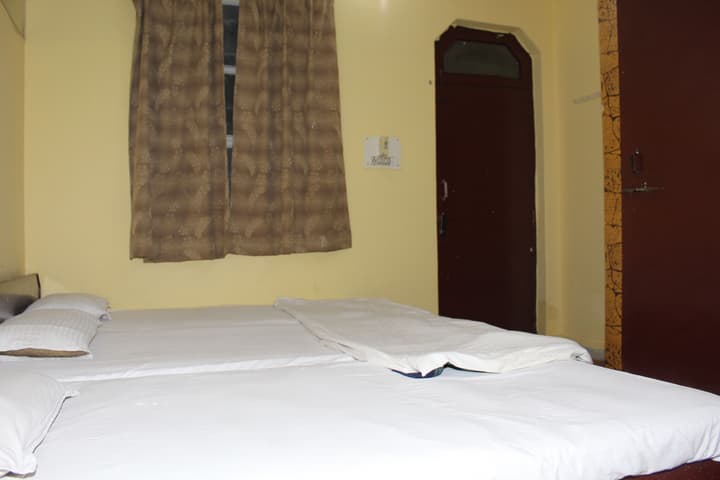 Hotel Raj Bed & Breakfast