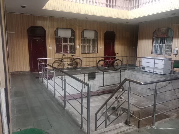 Hotel Raj Bed & Breakfast