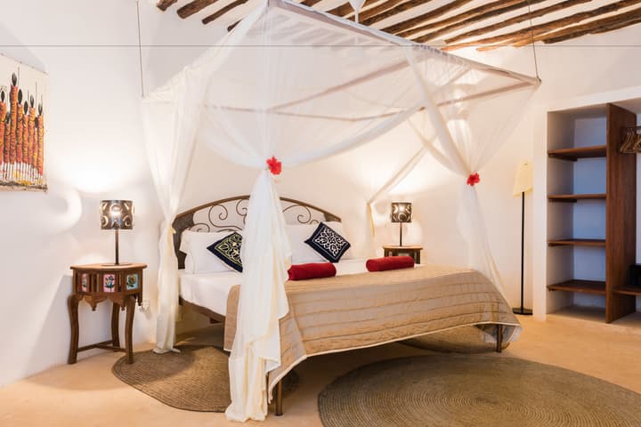 Villa Kiva