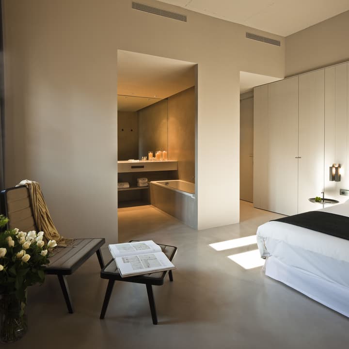 Caro Hotel
