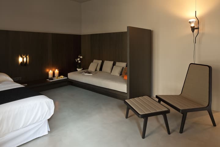 Caro Hotel
