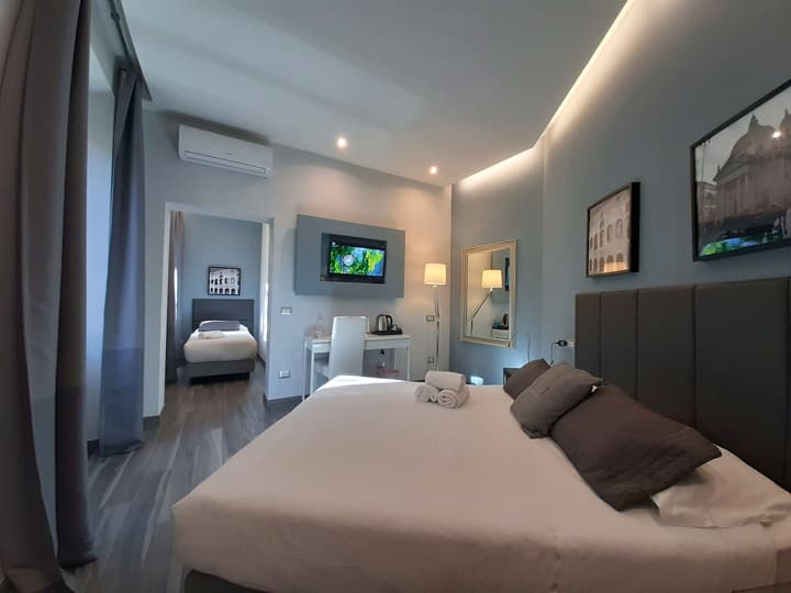 B&B Home 77