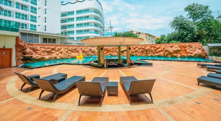 Centara Nova Hotel Pattaya