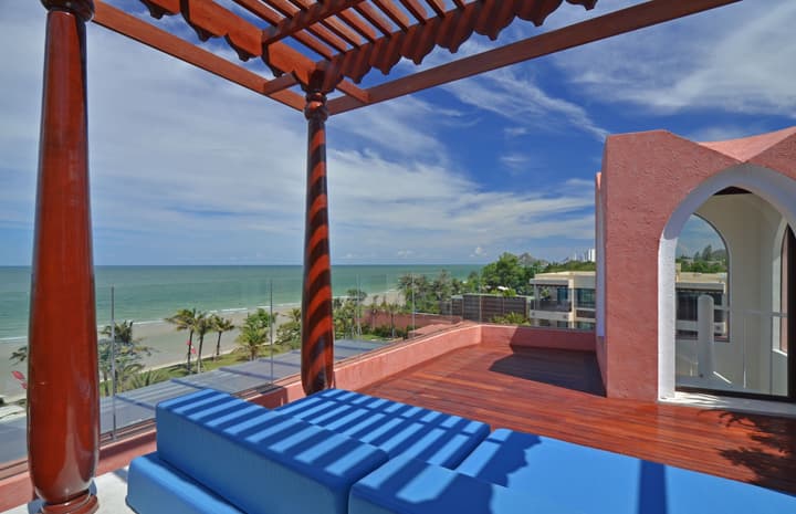 Marrakesh Hua Hin Resort & Spa