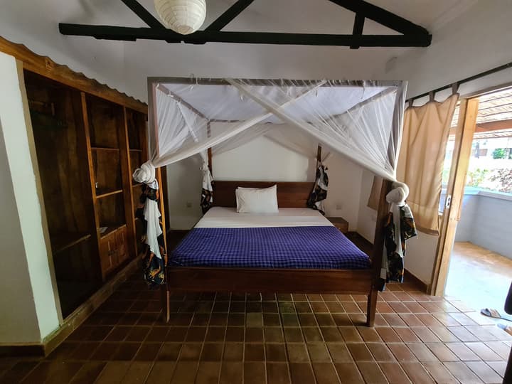 Honey Badger Lodge