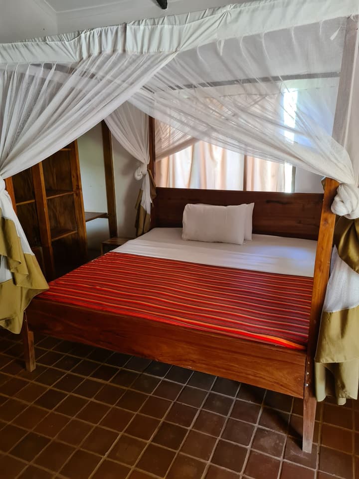 Honey Badger Lodge