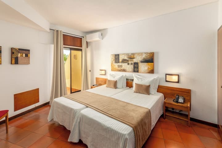 Praia da Lota Resort (Hotel & Apartments)