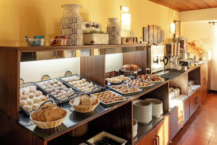 Praia da Lota Resort (Hotel & Apartments)