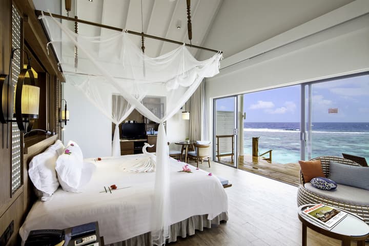 Machchafushi Island Resort & Spa Maldives, The Centara Collection