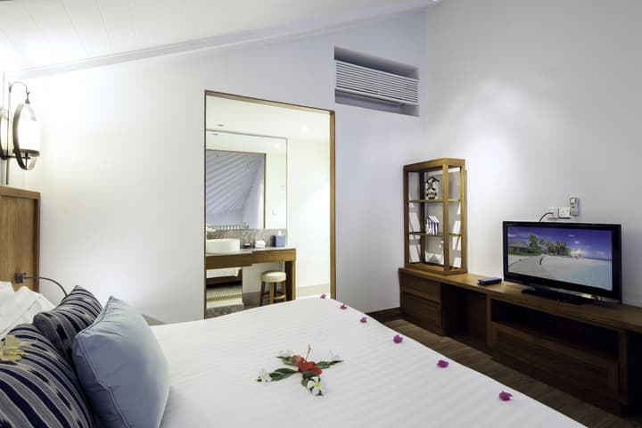 Machchafushi Island Resort & Spa Maldives, The Centara Collection