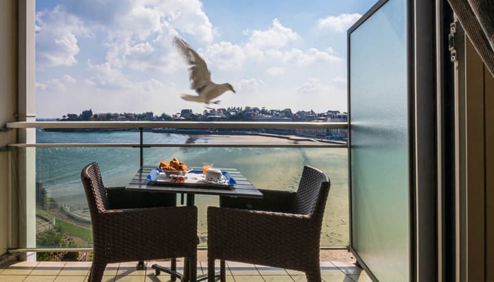 Best Western Hotel Le Crystal Dinard