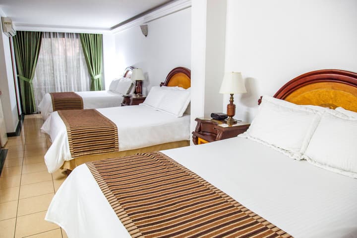 Solar Hotel Casa Laureles