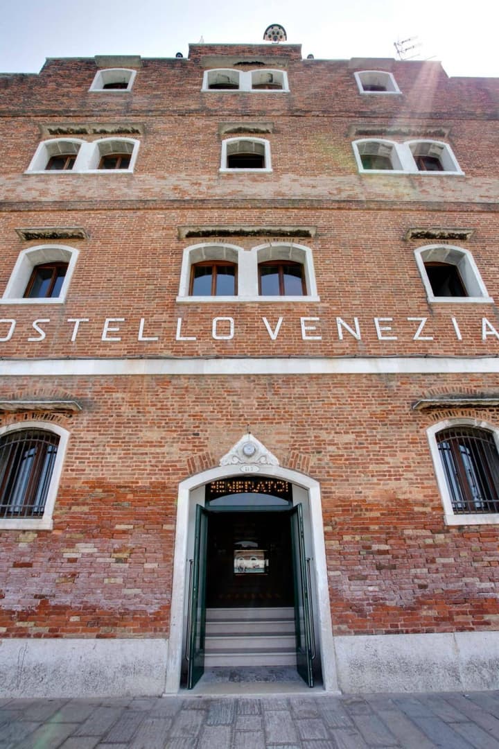 Generator Venice