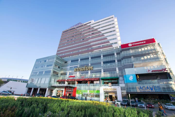 Hotel Plaza Stadium