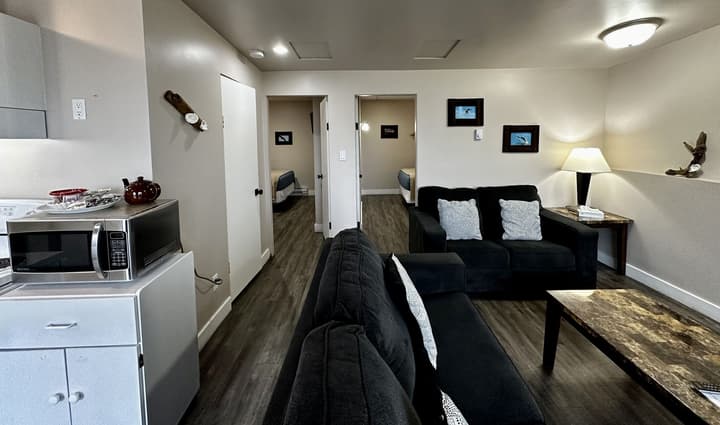 West Coast Motel