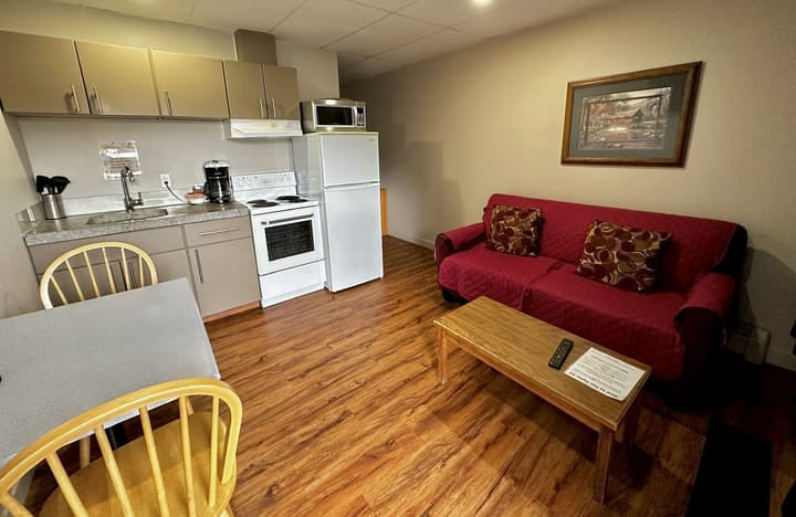West Coast Motel