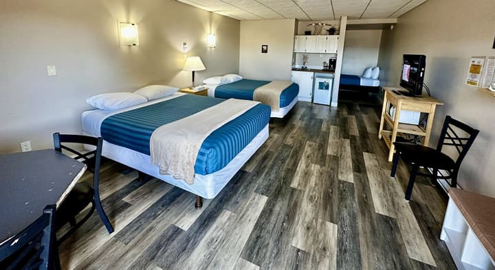 West Coast Motel