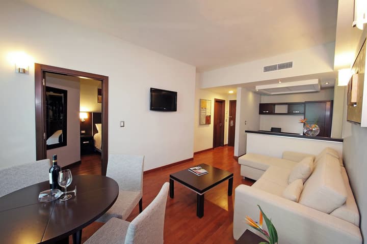 Marriott Executive Apartments Panama City, Finisterre
