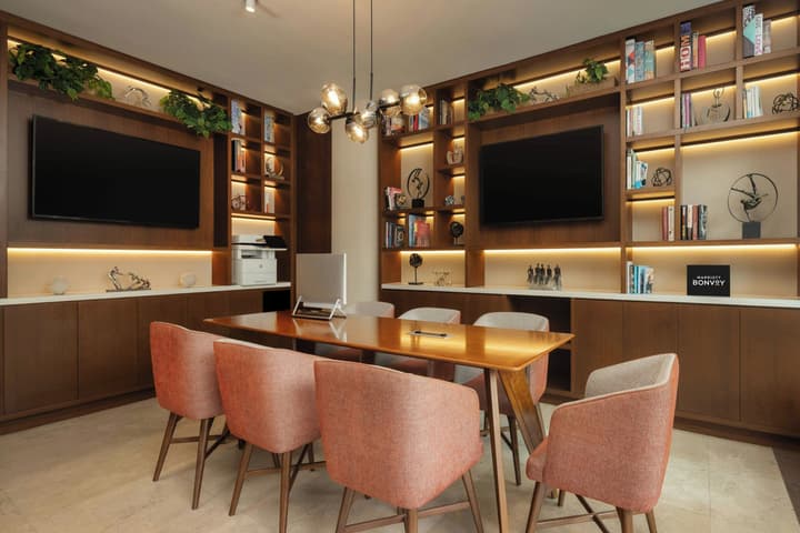 Marriott Executive Apartments Panama City, Finisterre