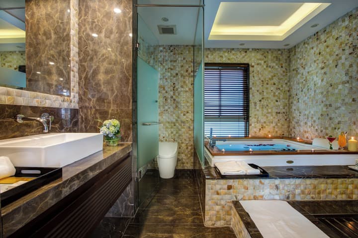 Golden Silk Boutique Hotel
