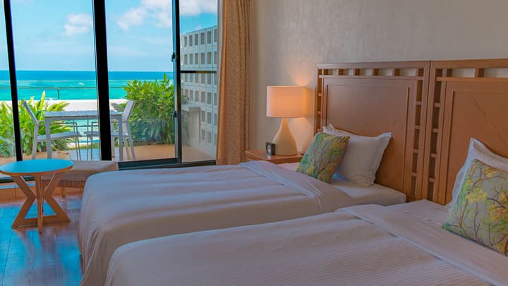 THE MOON BEACH MUSEUM RESORT
