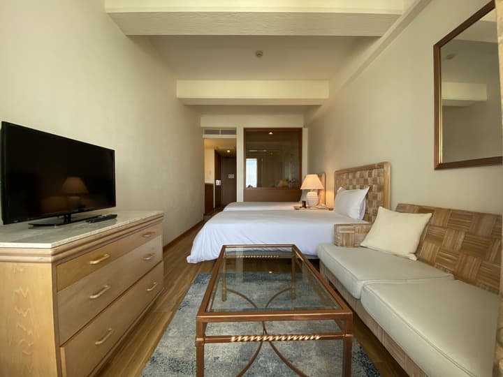 THE MOON BEACH MUSEUM RESORT