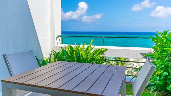 THE MOON BEACH MUSEUM RESORT