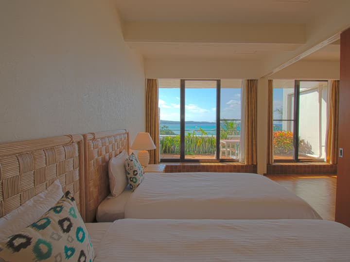 THE MOON BEACH MUSEUM RESORT