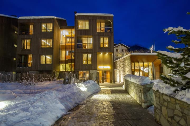 Eden Hotel