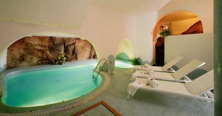 Green Park Hotel