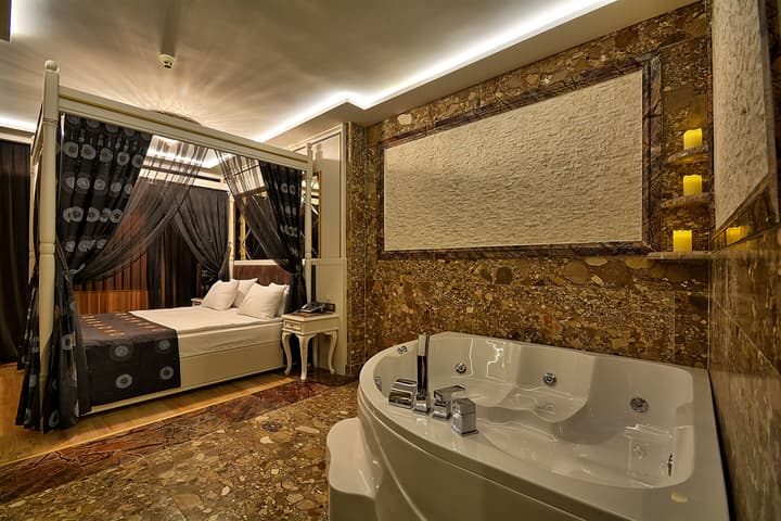 Samir Deluxe Hotel