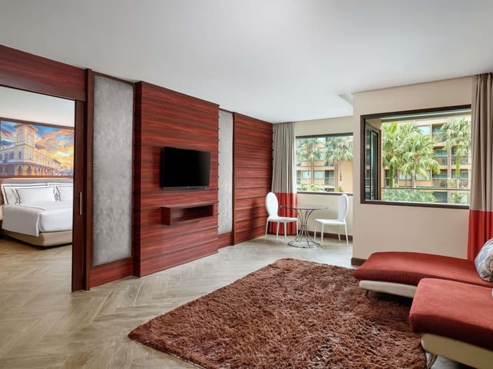 Novotel Phuket Vintage Park
