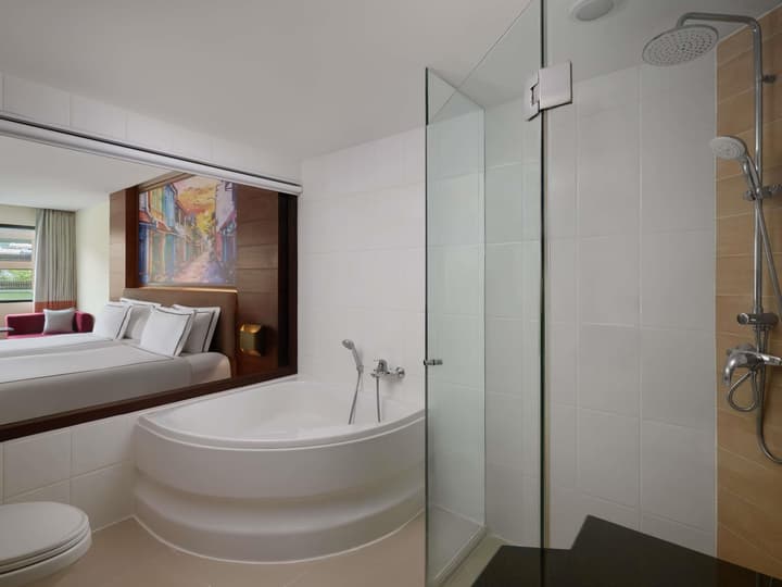 Novotel Phuket Vintage Park