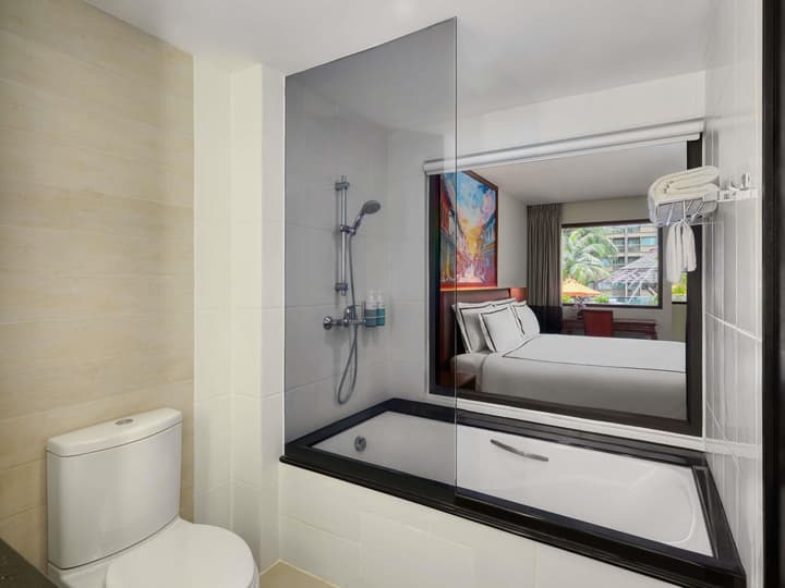 Novotel Phuket Vintage Park
