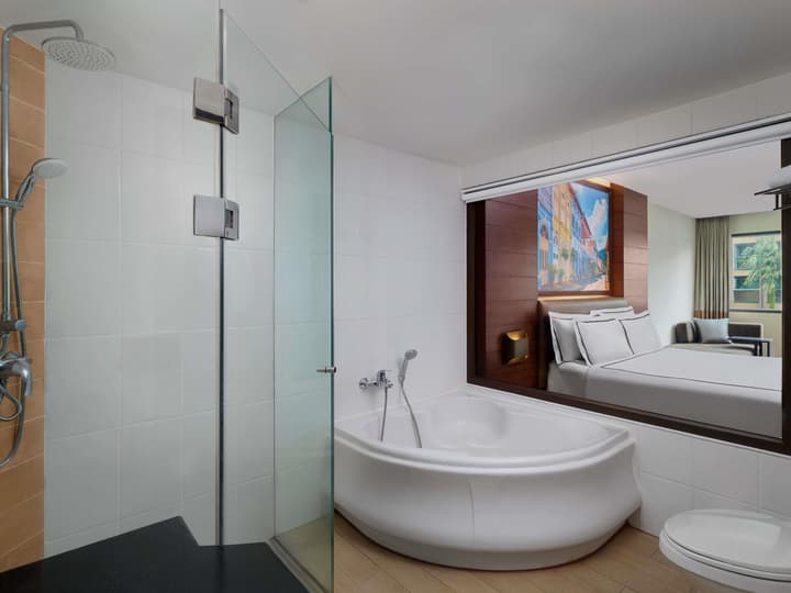 Novotel Phuket Vintage Park