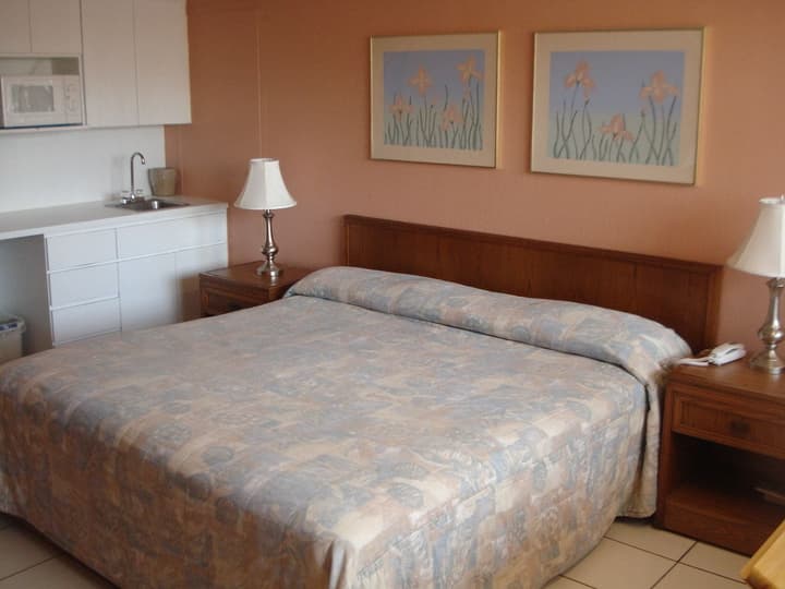 Knights Inn Hallandale